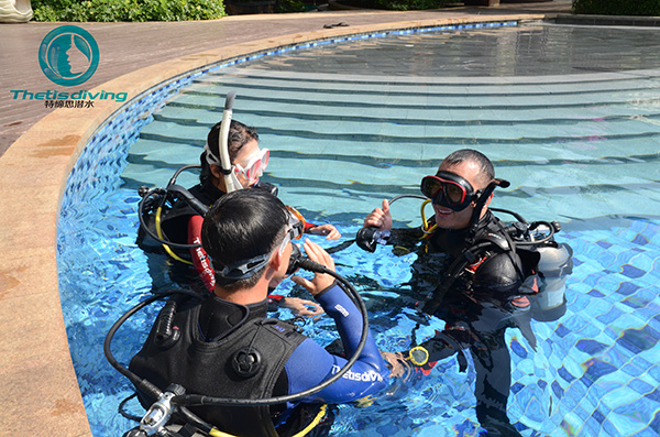 12/12正式上線！PADI 最新課程【休閑潛水員Resort Diver】 丨 一天拿證，潛遍全球